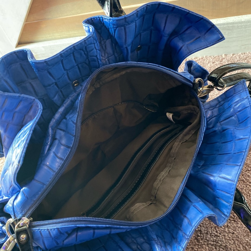 Adorable bag - Picture 2 of 3